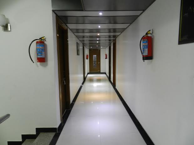 Hotel Parth Inn ガーズィヤーバード エクステリア 写真