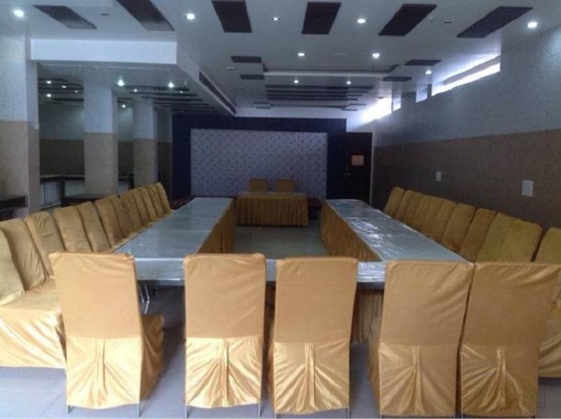 Hotel Parth Inn ガーズィヤーバード エクステリア 写真