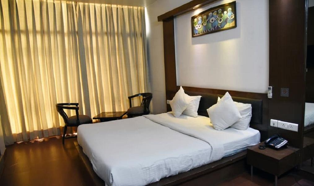 Hotel Parth Inn ガーズィヤーバード エクステリア 写真